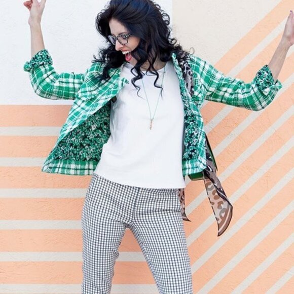 Cabi Women's Sophia Green Plaid Tweed Button Up Library Jacket Style #5653 - Picture 4 of 13